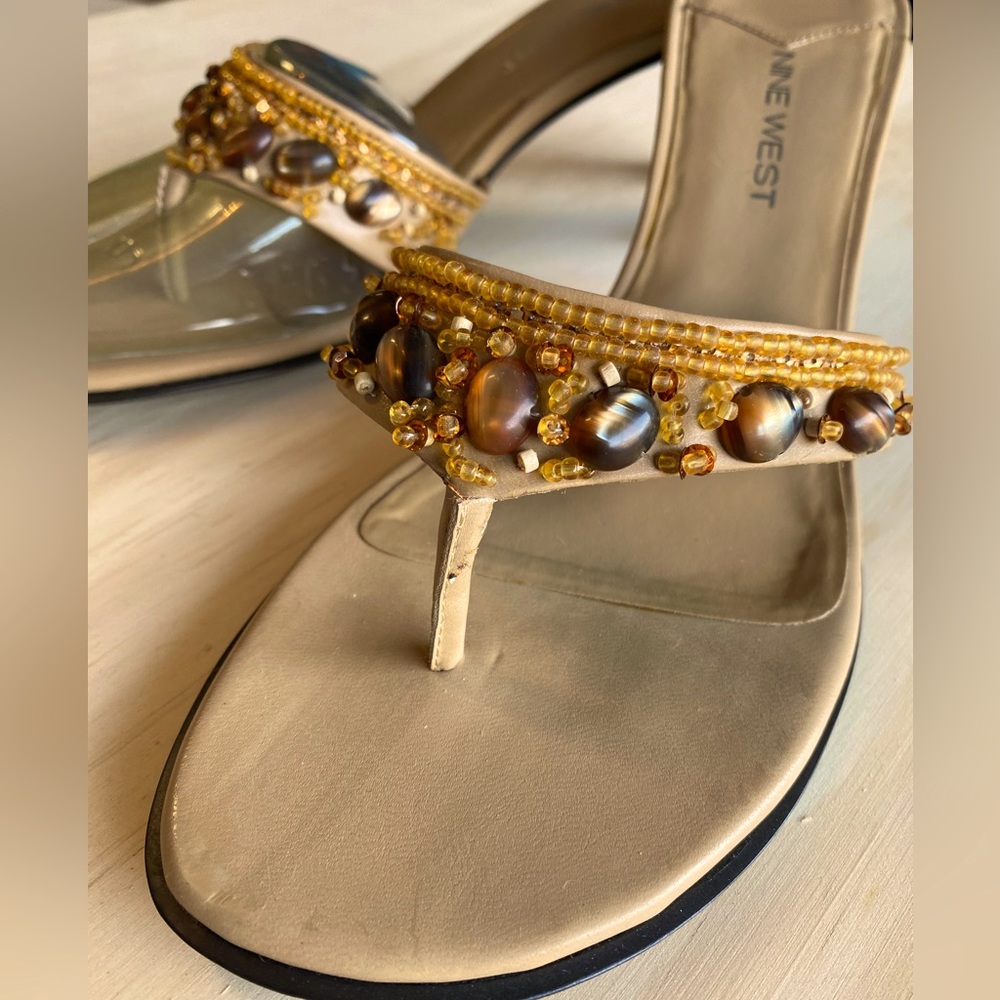 Vintage Nine West Sandals, 1 1/2” heels, beautiful stones, neutral color.